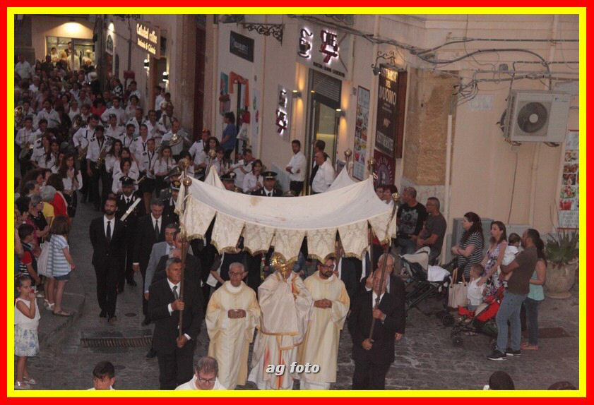 170618 CorpusDomini 380_tn.jpg